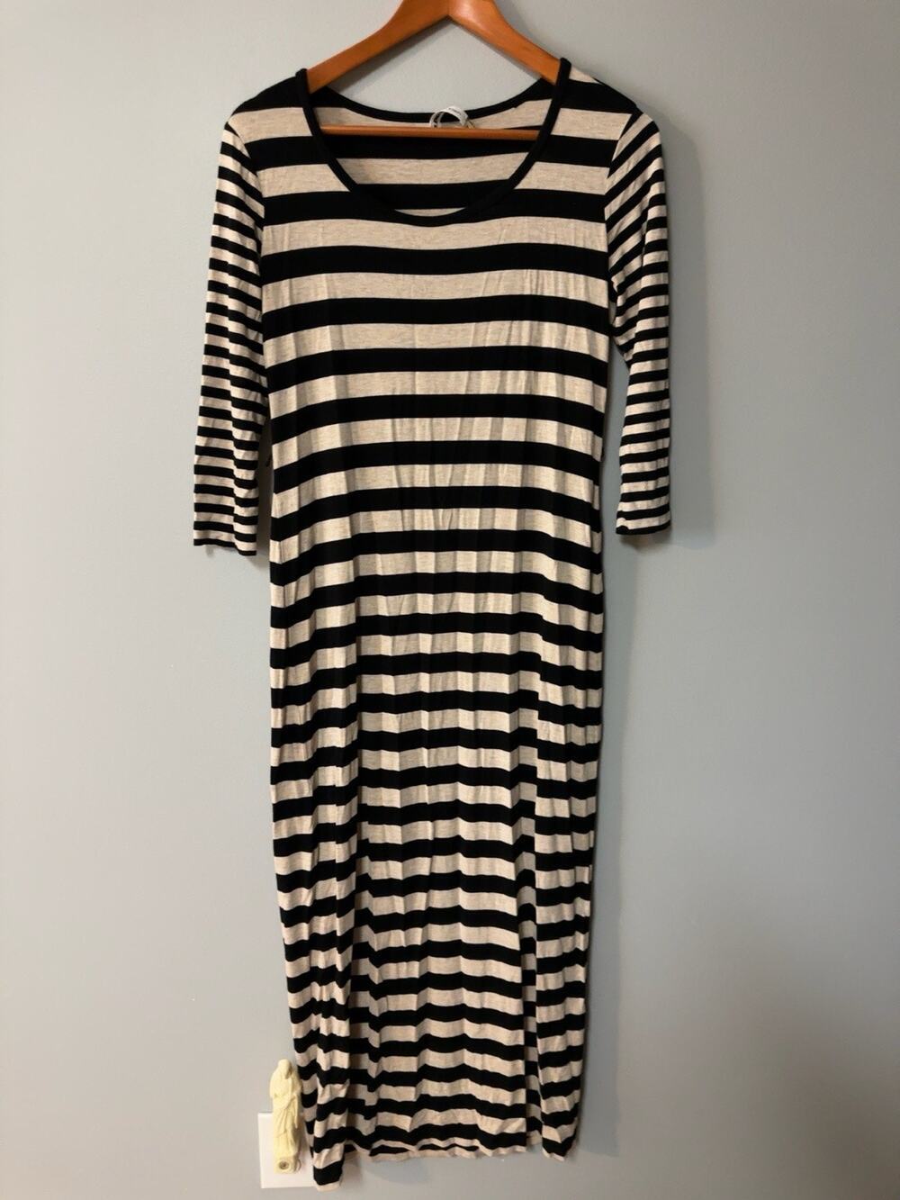 Calvin Klein Striped Maxi Dress Women’s Size 8 Black White 3/4 Sleeve Stretch